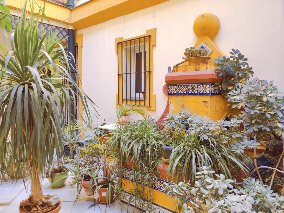 Estudio Rufina.Tranquilidad ,Alameda De Hercules! Sevilla Exterior foto